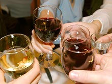 Алкоголь — главный враг диеты, установили эксперты