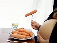 Женщинам с лишнем весом лучше всего худеть в период беременности