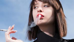 Курение сразу после пробуждения повышает риск развития рака легких и рта