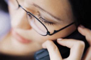 Излучение телефонов провоцирует предраковые процессы в щитовидке