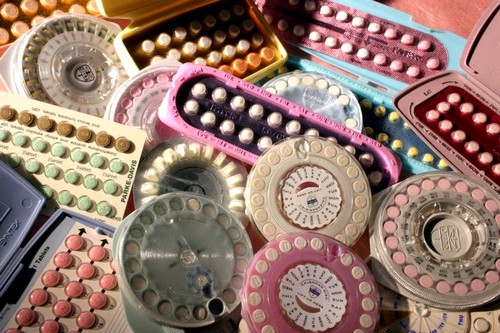 Комбинированные оральные контрацептивы: показания, противопоказания, возможные осложнения